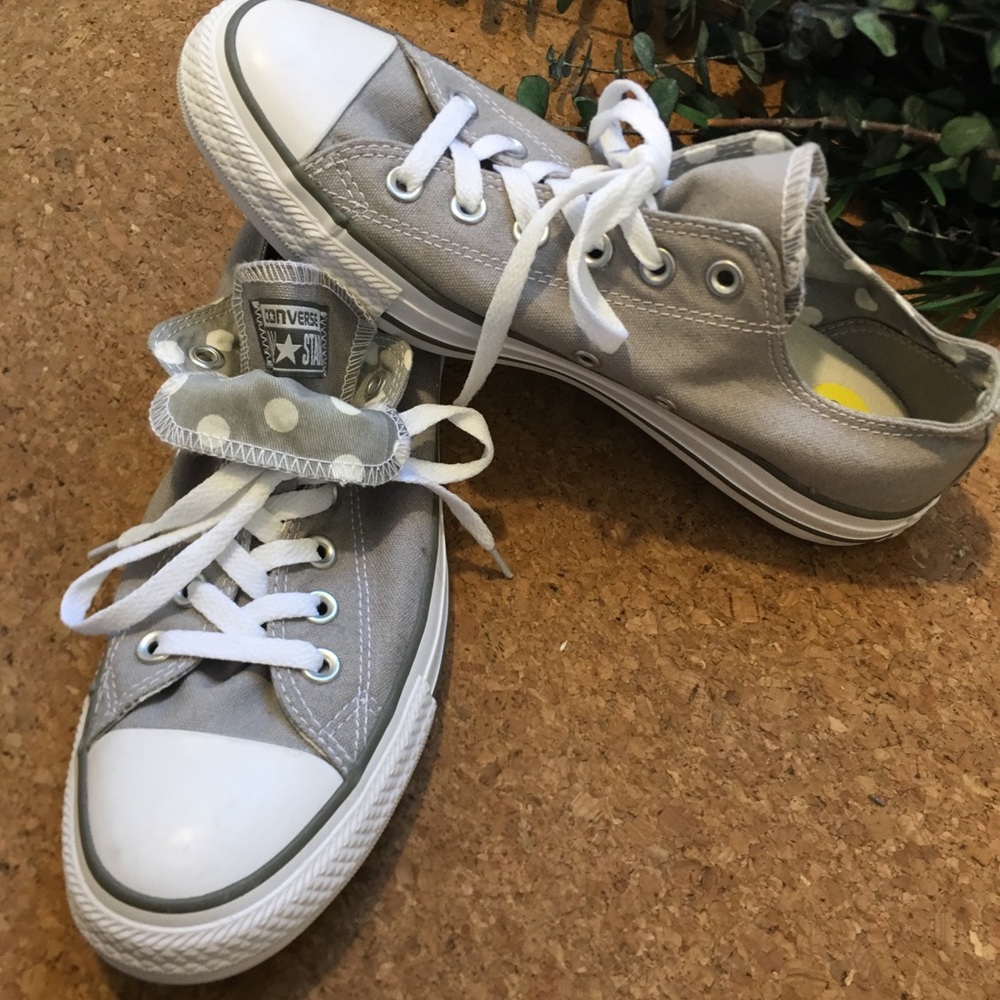 NWOB Gray Converse Two Tongue Polka Dot